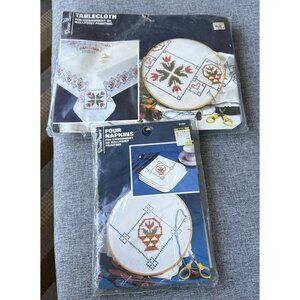 Vogart CraftsTablecloth 4 Napkins Embroidery  Ballpoint Painting Flower Basket